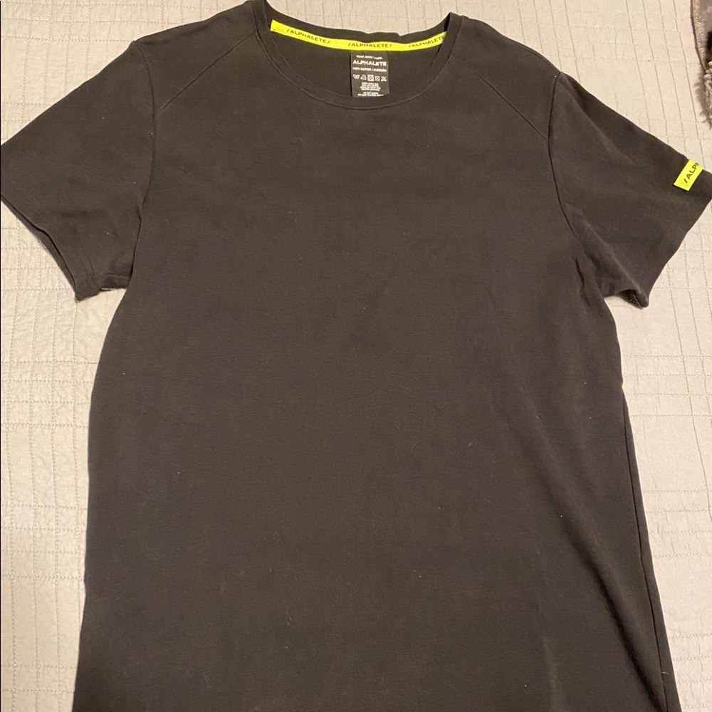Alphalete Lux lifestyle scoop shirt